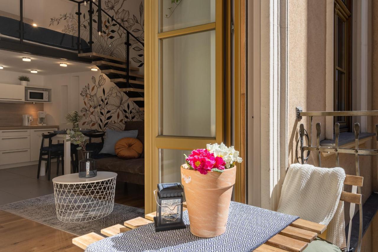 Home Sweet Home Krakow Bagian luar foto